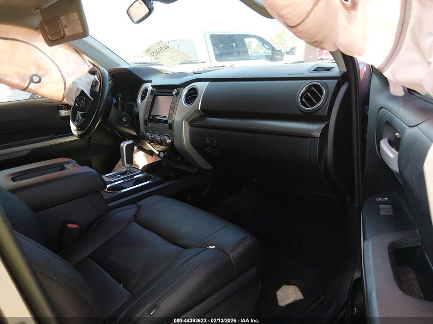 2019 Toyota Tundra Sr5 5.7L V8