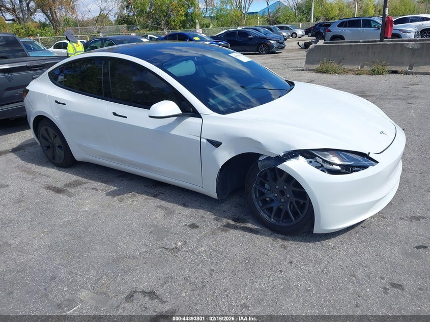 2025 Tesla Model 3 Long Range Rear-Wheel Drive/Standard Rear-Wheel Drive