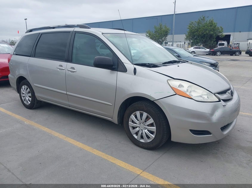 2008 Toyota Sienna Le