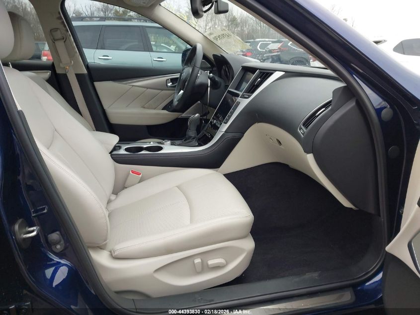 2023 Infiniti Q50 Luxe Awd