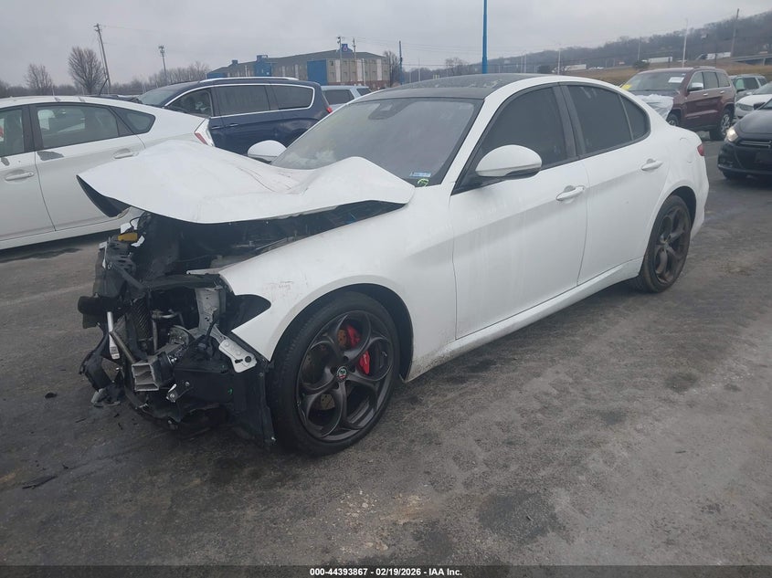 2018 Alfa Romeo Giulia Ti Sport Awd