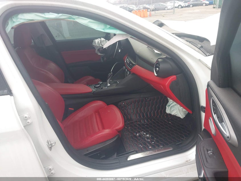 2018 Alfa Romeo Giulia Ti Sport Awd