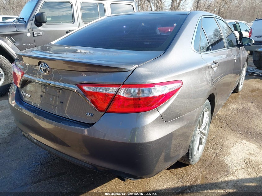 2016 Toyota Camry Se