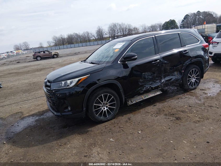 2017 Toyota Highlander Se/Xle