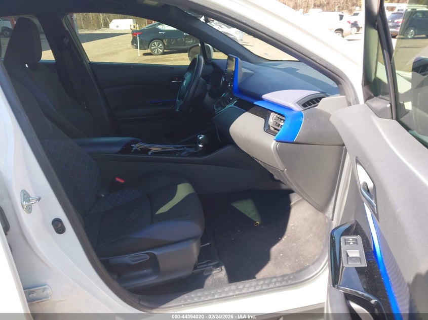 2021 Toyota C-Hr Xle