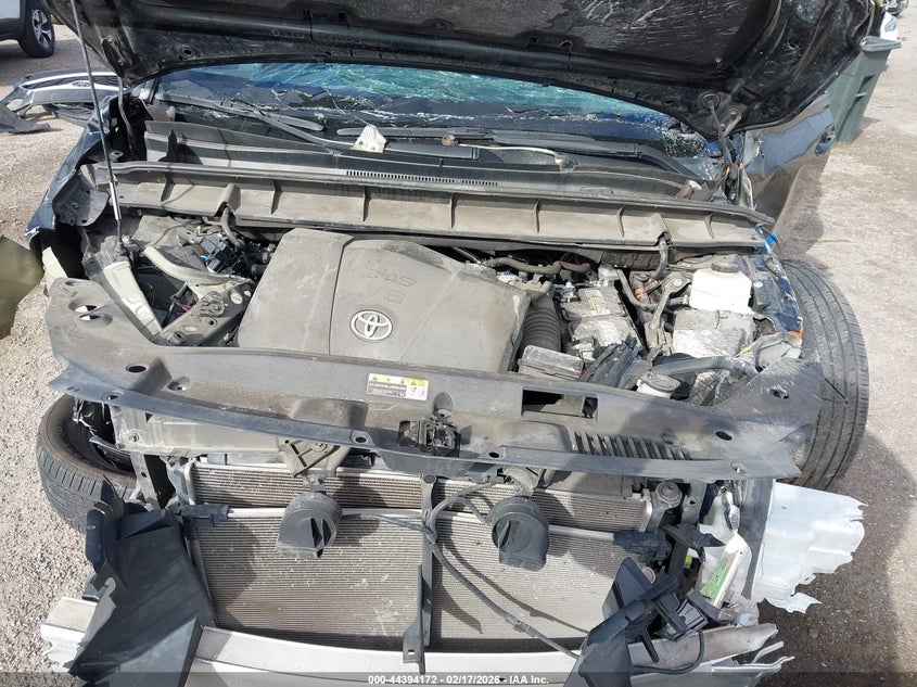 2021 Toyota Highlander Xle VIN: 5TDGZRBH0MS120301 Lot: 44394172