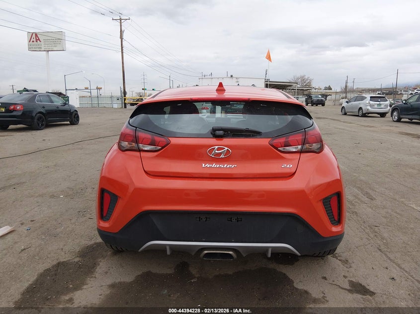 2019 Hyundai Veloster 2.0 Premium VIN: KMHTG6AF3KU005327 Lot: 44394228