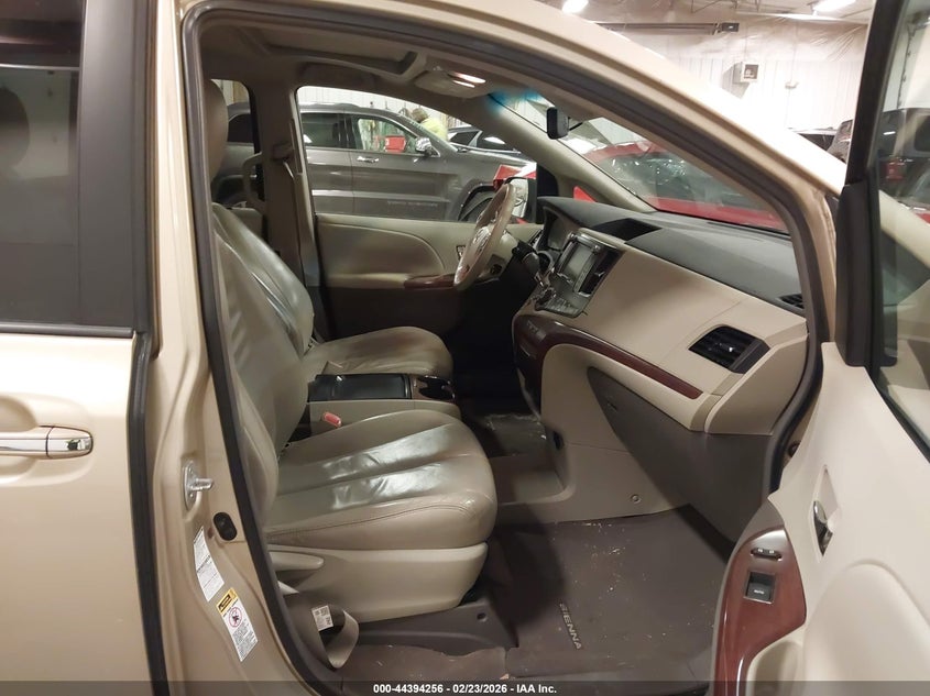 2011 Toyota Sienna Xle