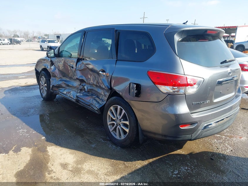 2015 Nissan Pathfinder S