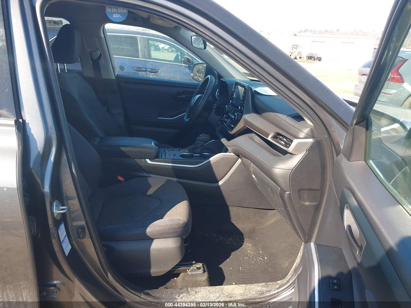 2020 Toyota Highlander L