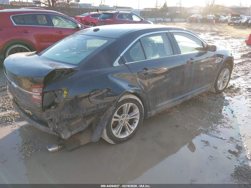 Vin: 1fahp2d81jg102724, lot: 44891082, ford taurus se 20184