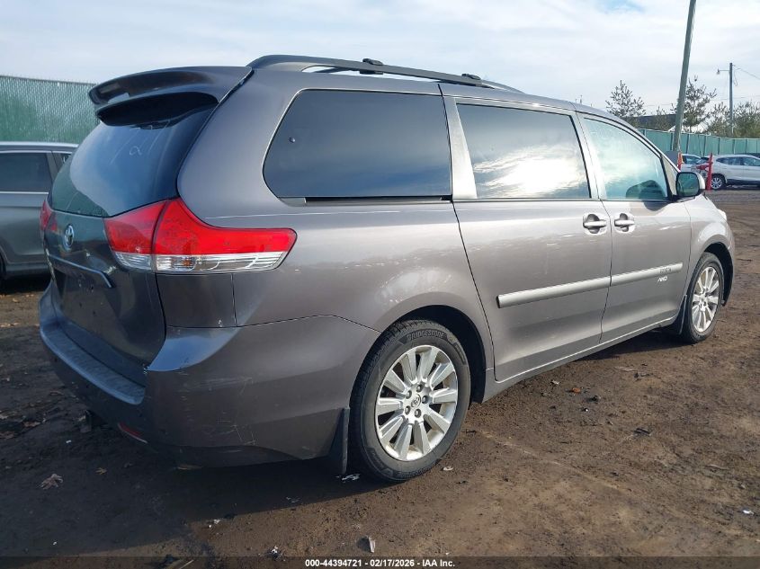 2014 Toyota Sienna Le 7 Passenger