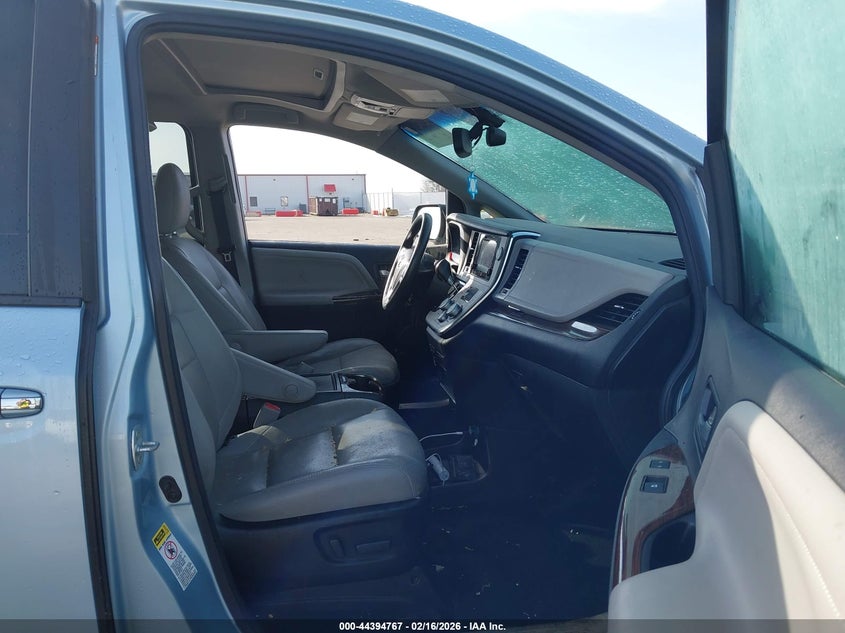 2015 Toyota Sienna Limited Premium 7 Passenger