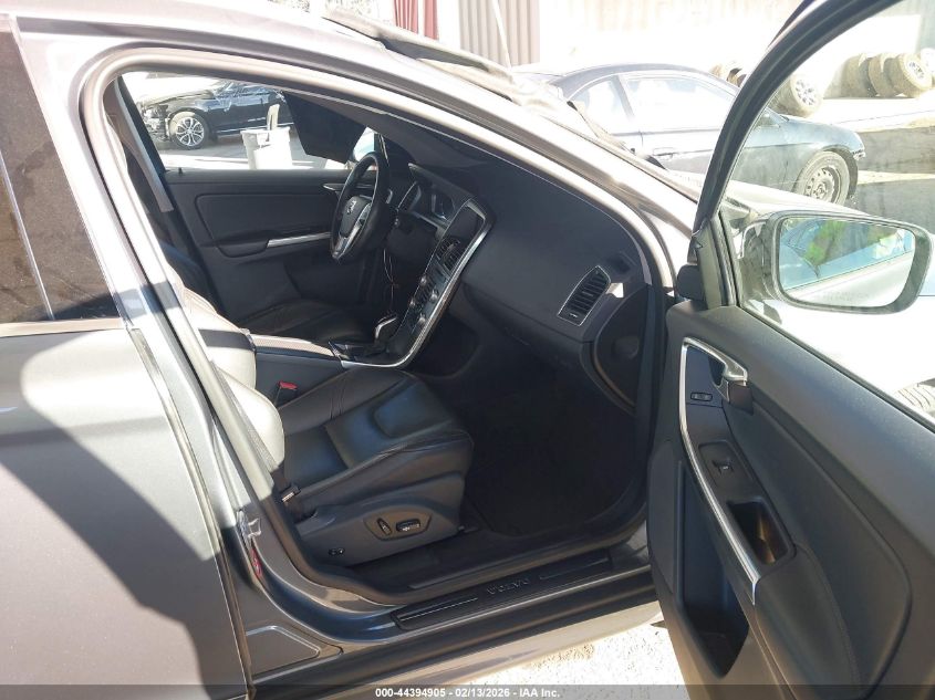 2017 Volvo Xc60 T6 Dynamic