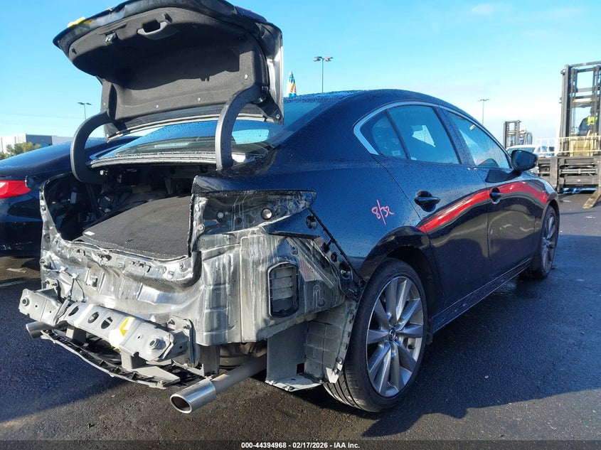 2021 Mazda Mazda3 Select