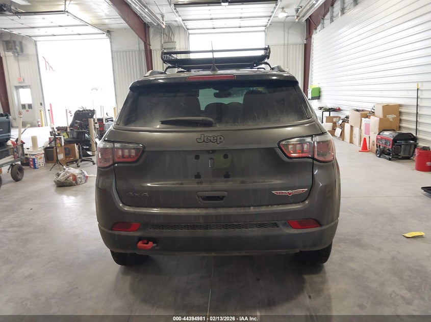 2018 Jeep Compass - widok 16