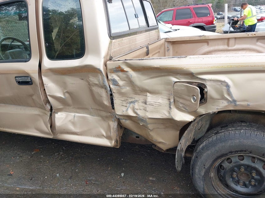 1996 Toyota Tacoma Xtracab VIN: 4TAVL52N3TZ159304 Lot: 44395057