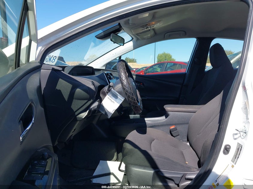 2021 Toyota Prius Le