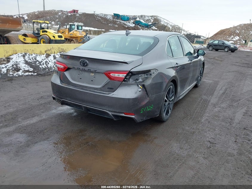 2020 Toyota Camry Xse