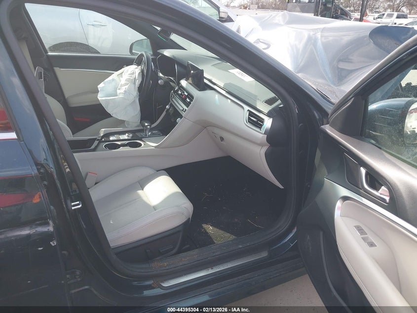 2025 Genesis G70 2.5T Awd