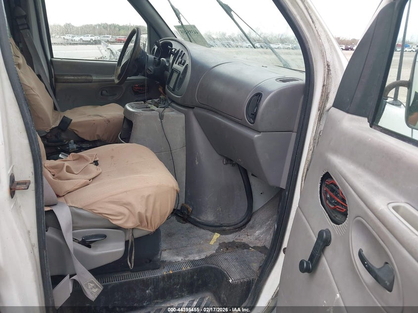 2000 Ford E-350 Super Duty Commercial/Recreational