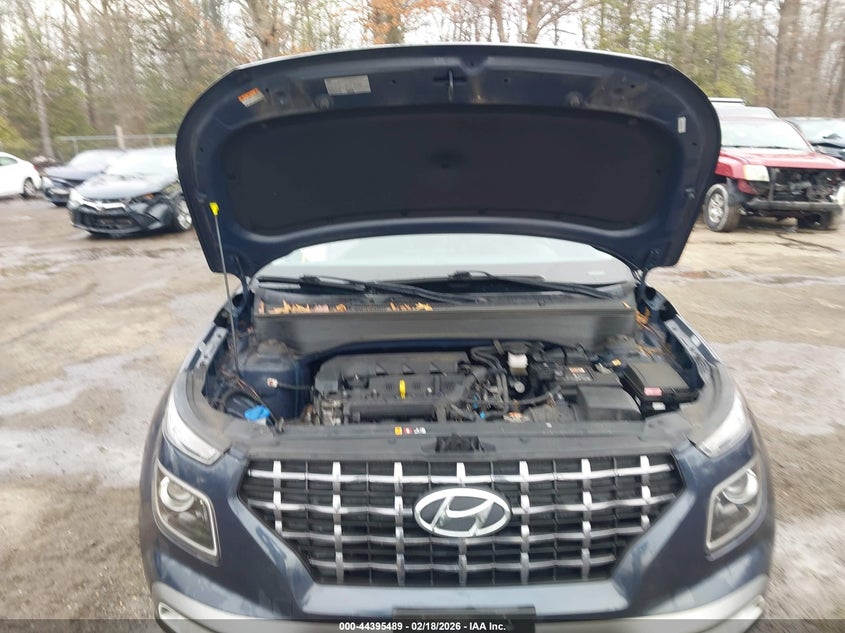 2022 Hyundai Venue Limited VIN: KMHRC8A34NU141431 Lot: 44395489