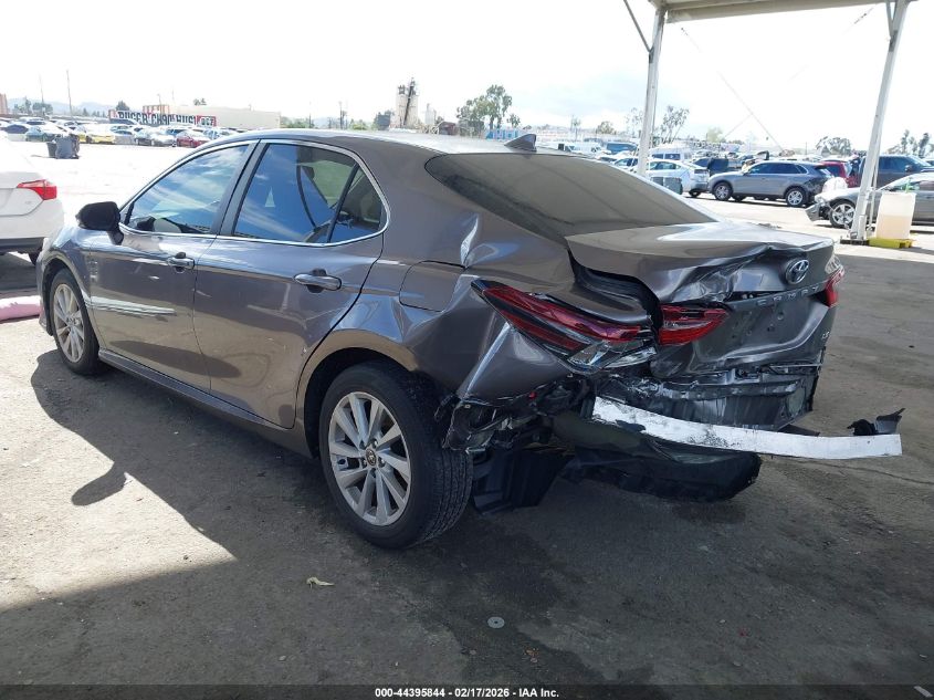 2022 Toyota Camry Le