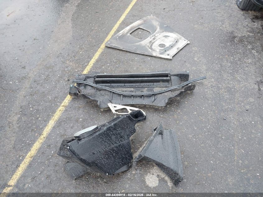 2011 BMW M3 VIN: WBSPM9C58BE203389 Lot: 44395916