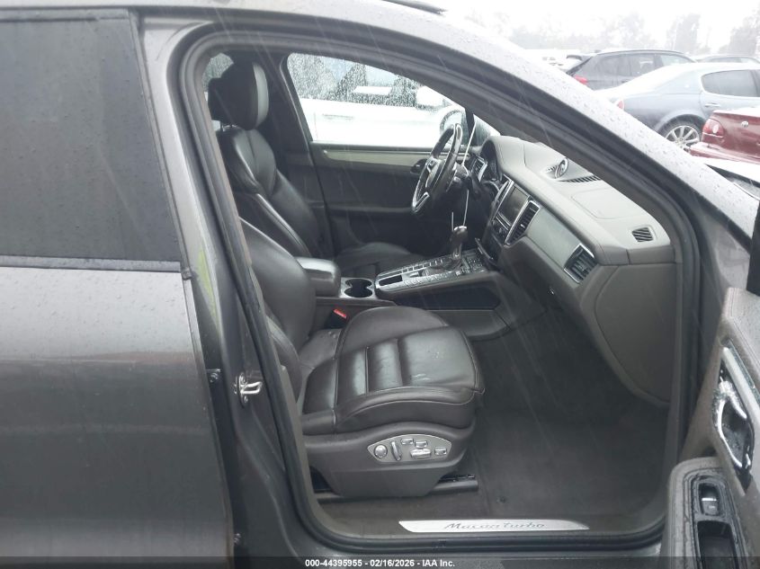 2015 Porsche Macan Turbo