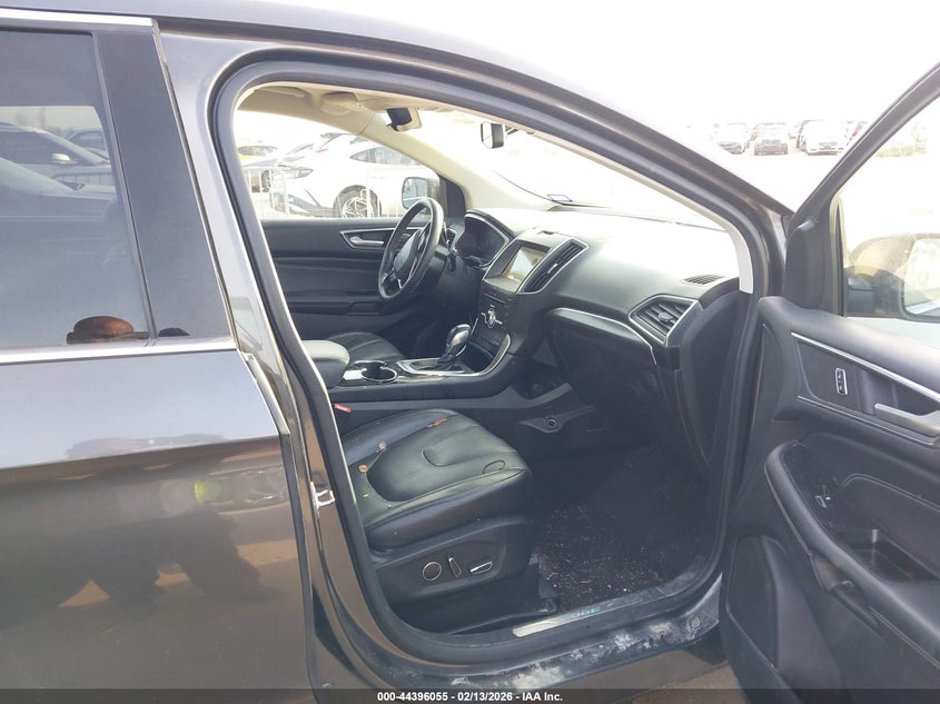 VIN 2FMPK3K95HBB75338 2017 FORD EDGE TITANIUM