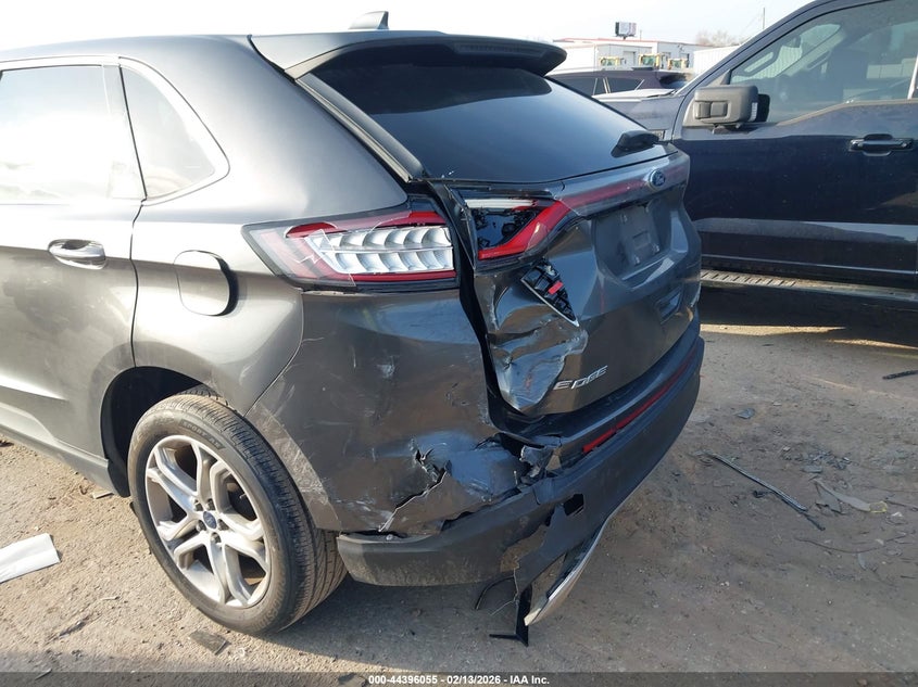 VIN 2FMPK3K95HBB75338 2017 FORD EDGE TITANIUM