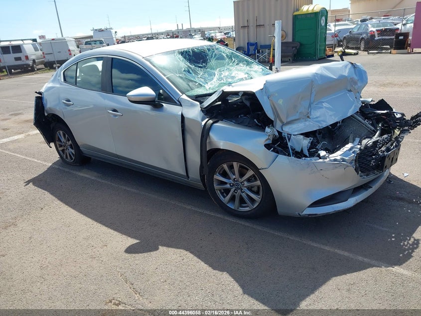 3MZBPABL6KM112803 MAZDA MAZDA3 Photo 1