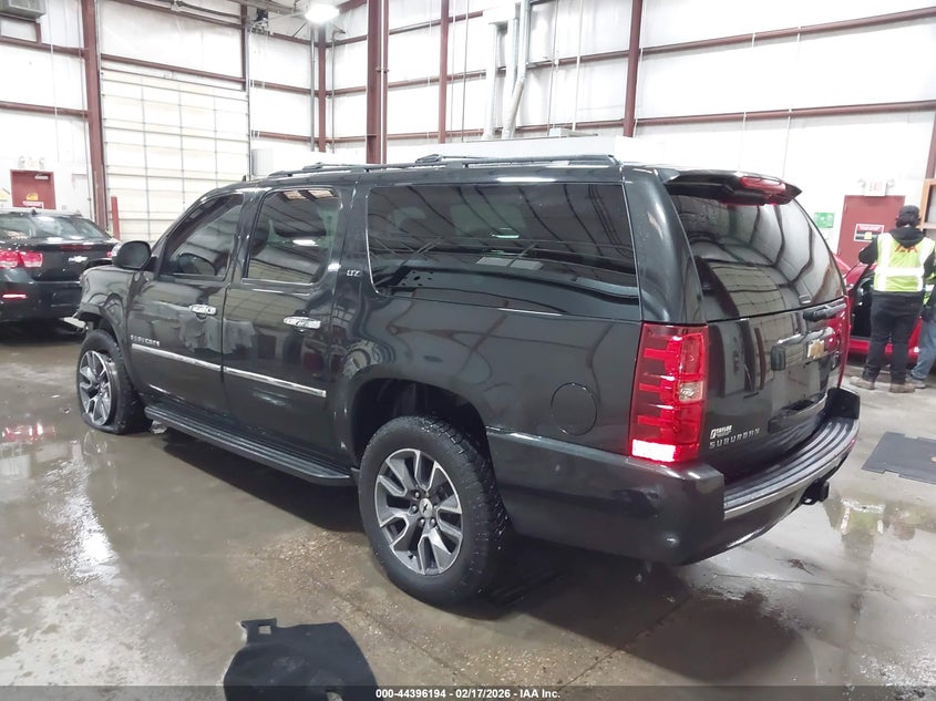 2013 Chevrolet Suburban 1500 Ltz