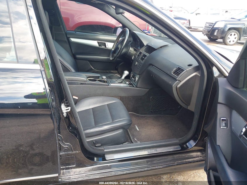 2010 Mercedes-Benz C 300 Luxury/Sport