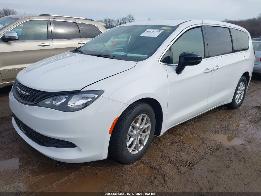 2025 Chrysler Voyager Lx