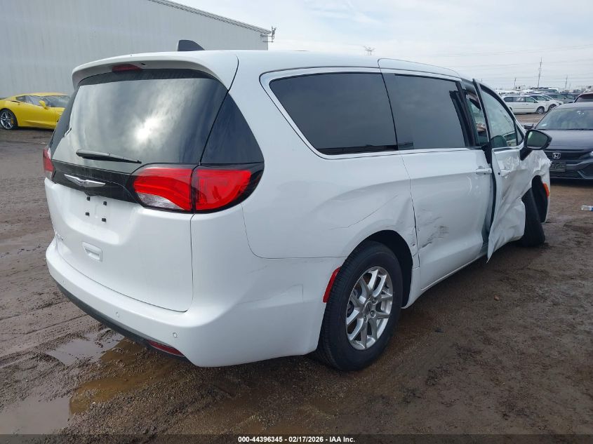 2025 Chrysler Voyager Lx
