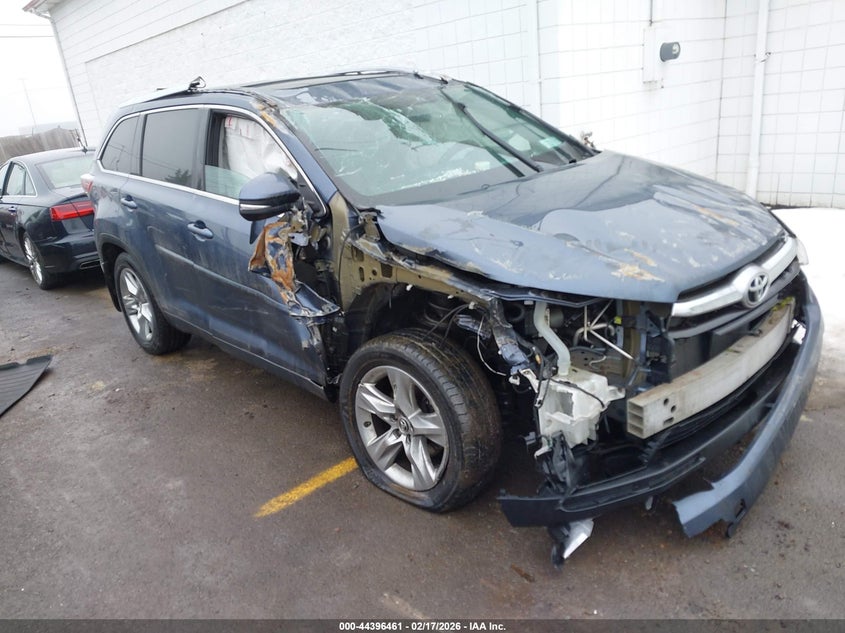 2016 Toyota Highlander Limited V6