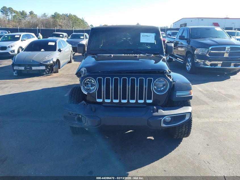 2019 Jeep Wrangler Unlimited Sahara 4X4 VIN: 1C4HJXEGXKW615363 Lot: 44396470