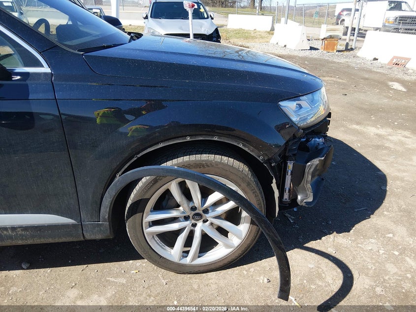 2018 Audi Q7 3.0T Premium VIN: WA1VABF76JD016551 Lot: 44396541