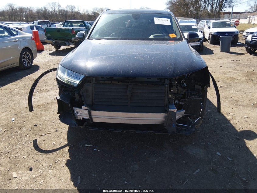 2018 Audi Q7 3.0T Premium VIN: WA1VABF76JD016551 Lot: 44396541