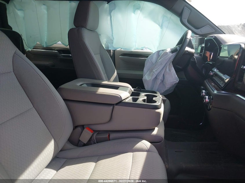 2025 GMC Sierra 1500 4Wd Short Box Sle