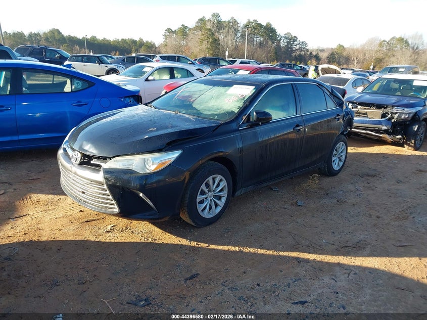 2016 Toyota Camry Le