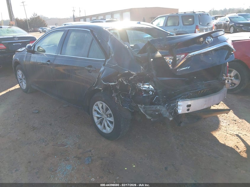 2016 Toyota Camry Le