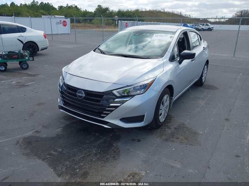 2025 Nissan Versa 1.6 S