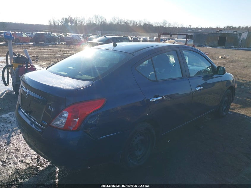 2012 Nissan Versa 1.6 Sv