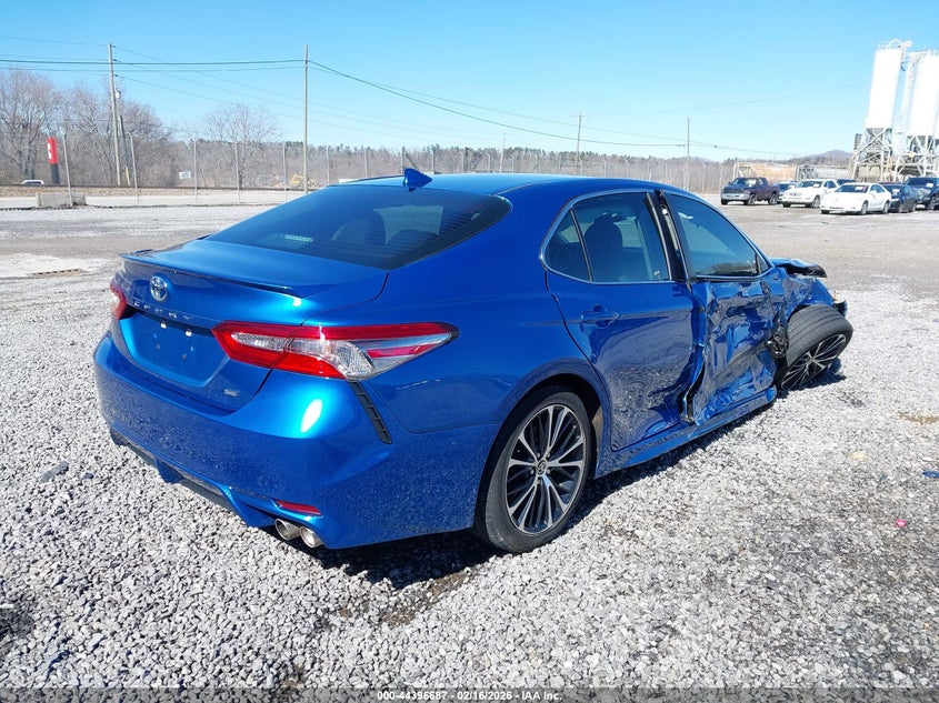 2020 Toyota Camry Se