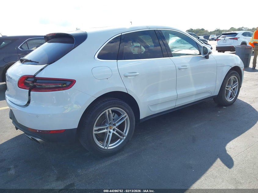 2017 Porsche Macan S