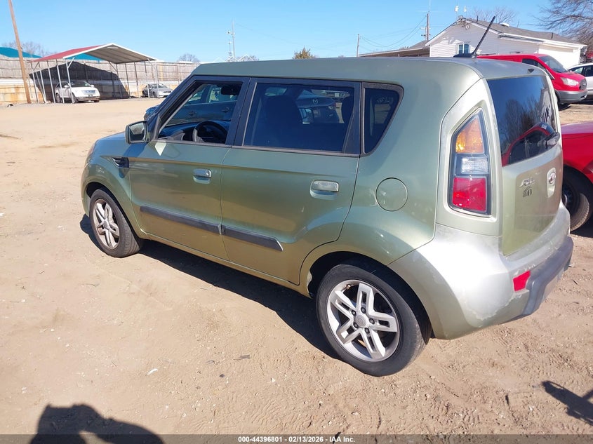 2010 Kia Soul +