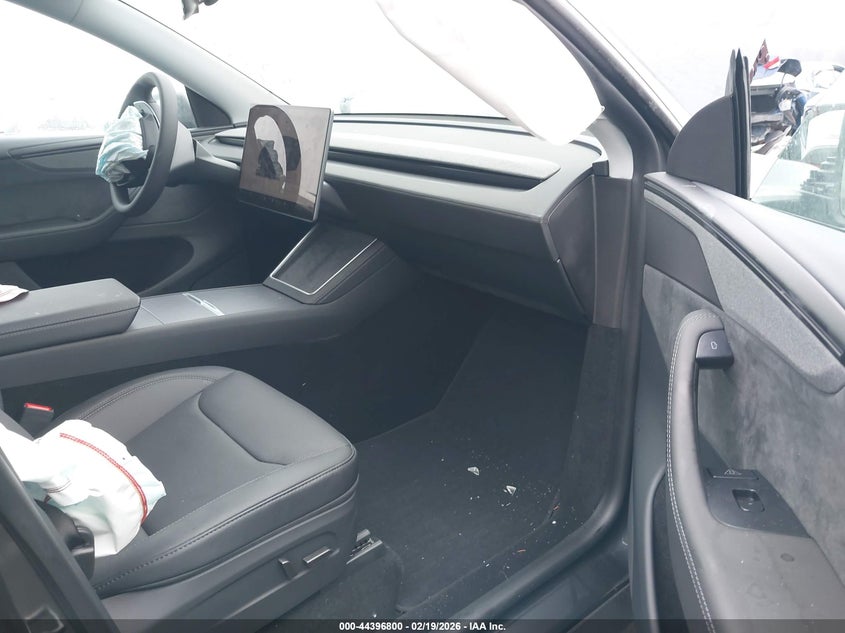 2026 Tesla Model Y Long Range Launch Series/Premium All-Wheel Drive