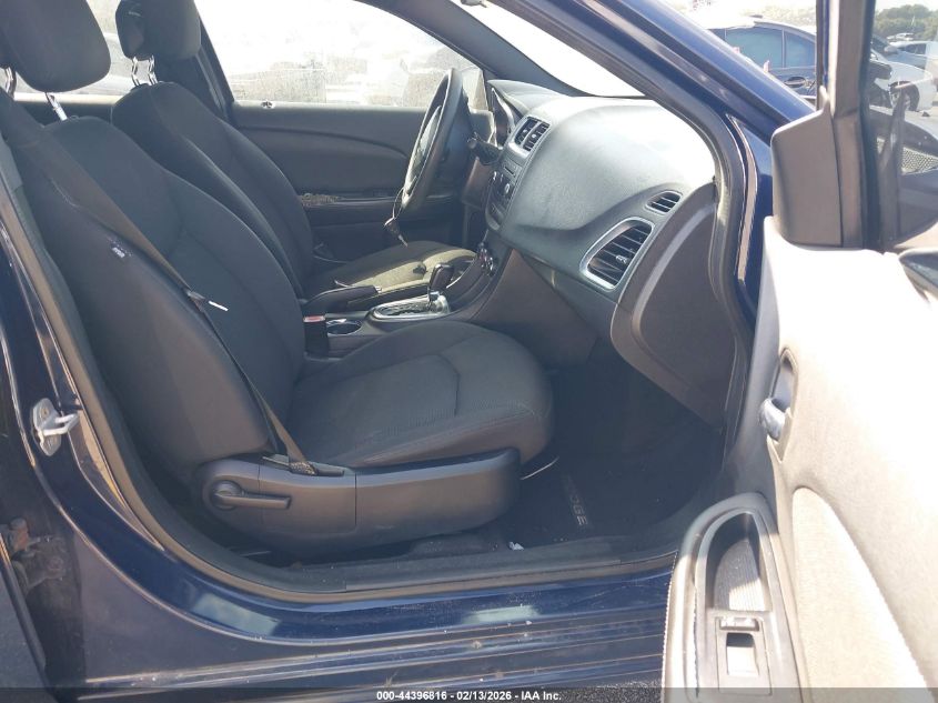 2013 Dodge Avenger Se